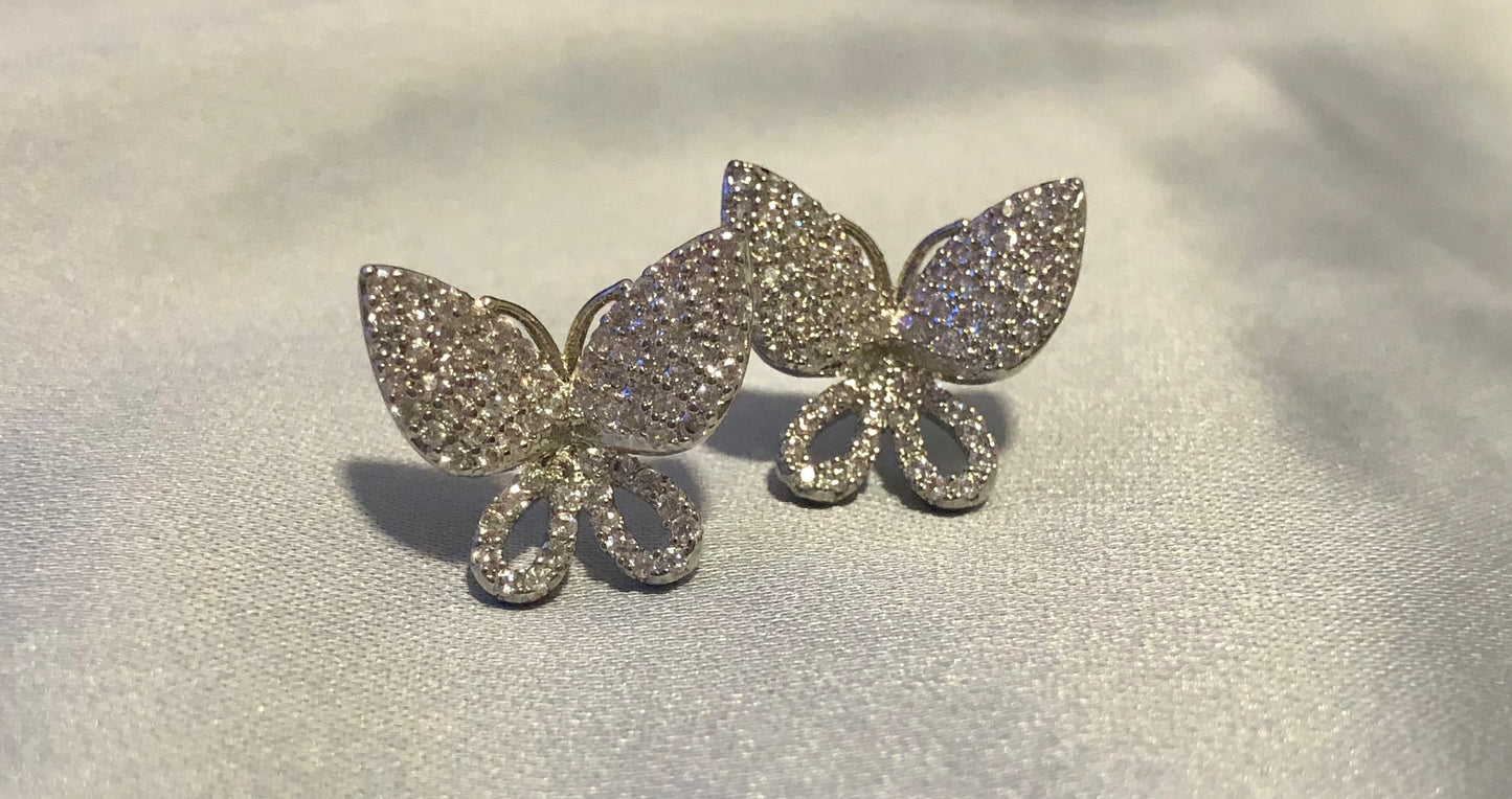Mimi Studs