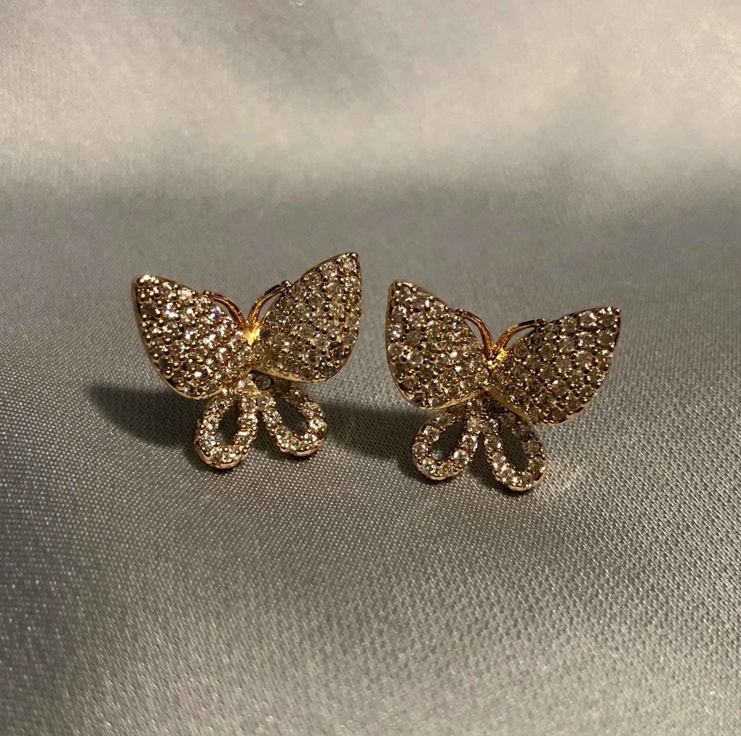 Mimi Studs